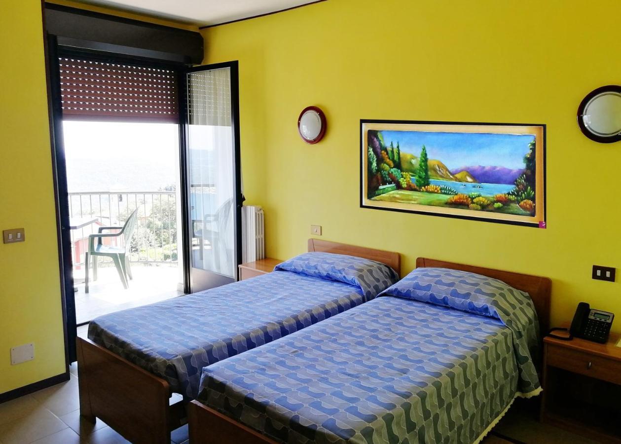 Residence Villa Margherita B&B Nebbiuno Eksteriør bilde